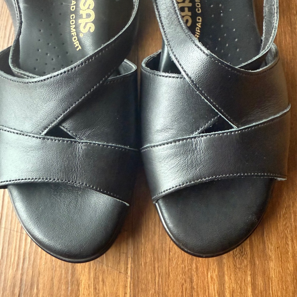 SAS Caress Cross Strap Wedge Sandal  Black Leather Womens 7.5M Comfort Support - Picture 2 of 9